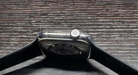 Good
													Apple Watch Series 10 46mm - Unlocked, Natural, A3003 - Cellular, Titanium, photo 3 of 8