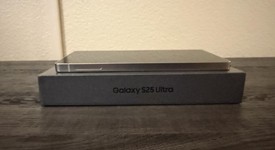 Mint
													Samsung Galaxy S25 Ultra - Unlocked, Black, 256 GB, 12 GB, SM-S938U1, photo 4 of 8