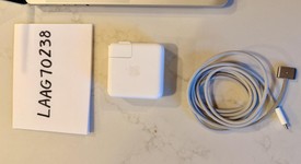 Fair
													MacBook Pro Late 2023 (M3) - 16" - Apple M3 Pro 12-core, Silver, 512 GB, 18 GB, 18-core GPU, photo 3 of 14