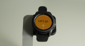 Mint
													Samsung Galaxy Watch 42mm - Unlocked, Black, LTE, photo 2 of 6