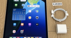 Mint
													Apple iPad Air 13" (M3) 2025 - Wi-Fi, Starlight, 1 TB, photo 1 of 6