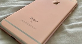 Mint
													Apple iPhone 6S - Unlocked, Rose Gold, 32 GB, A1633, photo 3 of 4