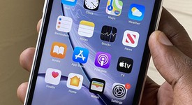 Good
													Apple iPhone Xr - Unlocked, White, 128 GB, A1984, photo 2 of 15