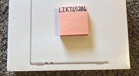 New
													MacBook Air 2022 - 13" - Apple M2, Starlight, 512 GB, 8 GB, photo 1 of 3