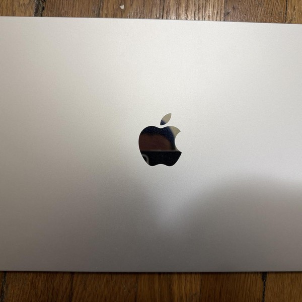 MacBook Air 2024 (M3) - 13 inch - 256 GB, Silver, 8 GB, Apple M3, 8-core GPU