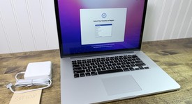 Good
													MacBook Pro 2015 (Retina) - 15" - Silver, 256 GB, 16 GB, photo 1 of 7