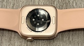 Good
													Apple Watch Series 10 42mm - Unlocked, Rose Gold, A3001 - Cellular, Aluminum, photo 4 of 9