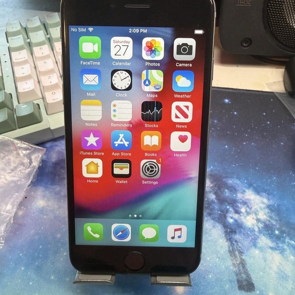 Apple iPhone 6 - Unlocked, 64 GB, Gray, A1549