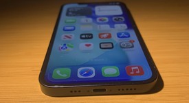 Good
													Apple iPhone 12 - Unlocked, Black, 64 GB, A2172, photo 6 of 6