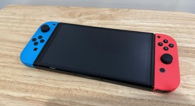 Mint
													Nintendo Switch - OLED - Red & Blue, 64 GB, photo 3 of 18