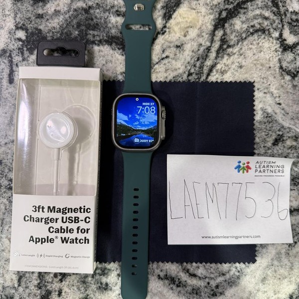 Apple Watch Ultra 49mm - Unlocked, Titanium, A2622
