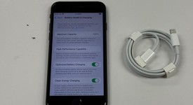 Mint
													Apple iPhone SE 3rd Gen 2022 - Unlocked, Midnight, 64 GB, A2595, photo 1 of 8