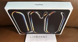 New
													Apple iPad Pro 13" (M4) 2024 - Unlocked, Black, 1 TB, 16 GB, A2926, Nano-texture Glass, photo 2 of 3