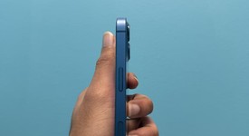 Good
													Apple iPhone 13 - Unlocked, Blue, 128 GB, A2482, photo 3 of 6