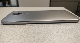 Mint
													Huawei Mate 9 - Unlocked Non-US, Gray, 64 GB, 4 GB, photo 4 of 14