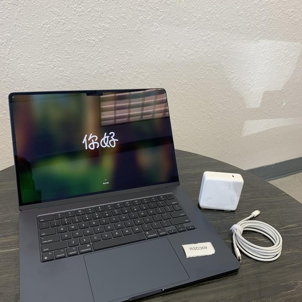 MacBook Air 2023 (M2) - 15 inch - 512 GB, Midnight, 16 GB, Apple M2