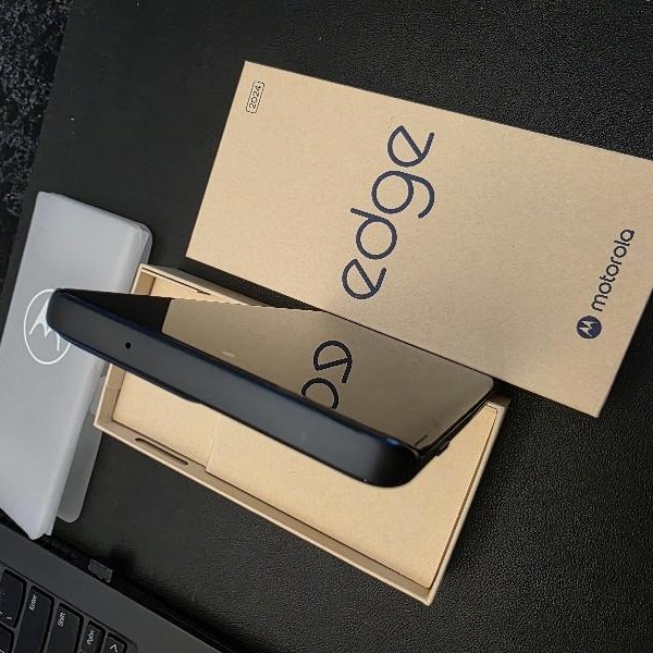 Motorola Edge (2024) - Unlocked, Black, 256 GB, 8 GB