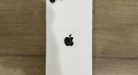 Good
													Apple iPhone SE 3rd Gen 2022 - Unlocked, Starlight, 64 GB, A2595, photo 3 of 7