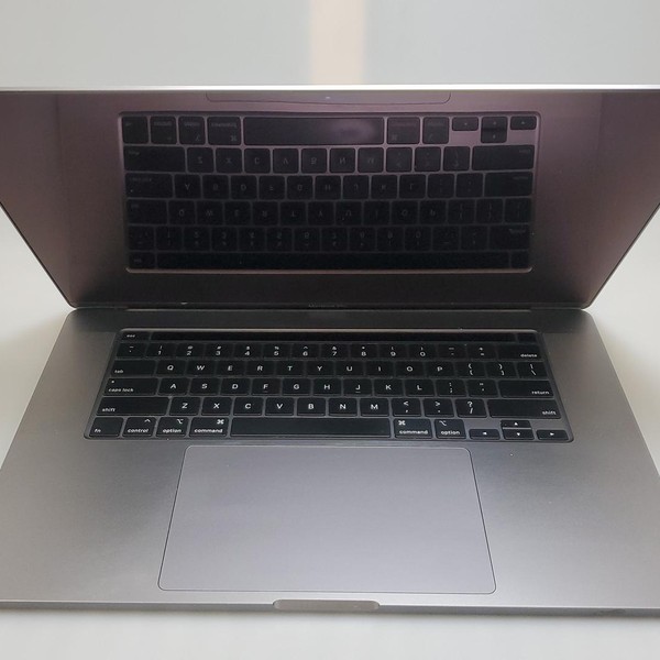 MacBook Pro 2019 - 16 inch - 512 GB, Gray, 16 GB, Intel Core i7