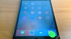 Fair
													Apple iPad Mini - Wi-Fi, Black, 16 GB, photo 1 of 3