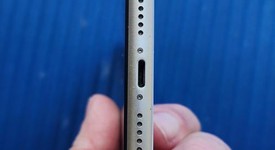 Mint
													Apple iPhone 11 - Unlocked, White, 128 GB, A2111, photo 4 of 11