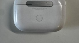 Used
													Apple AirPods Pro 2 - Lightning, photo 4 of 7