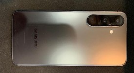 Good
													Samsung Galaxy S24 - AT&T, Black, 128 GB, 8 GB, SM-S921U, photo 3 of 7