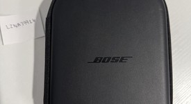 Used
													Bose QuietComfort Headphones - Blue, photo 1 of 5