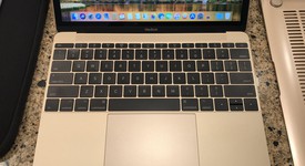 Good
													Macbook Retina 2017 - 12" - Gold, 256 GB, 8 GB, photo 2 of 8