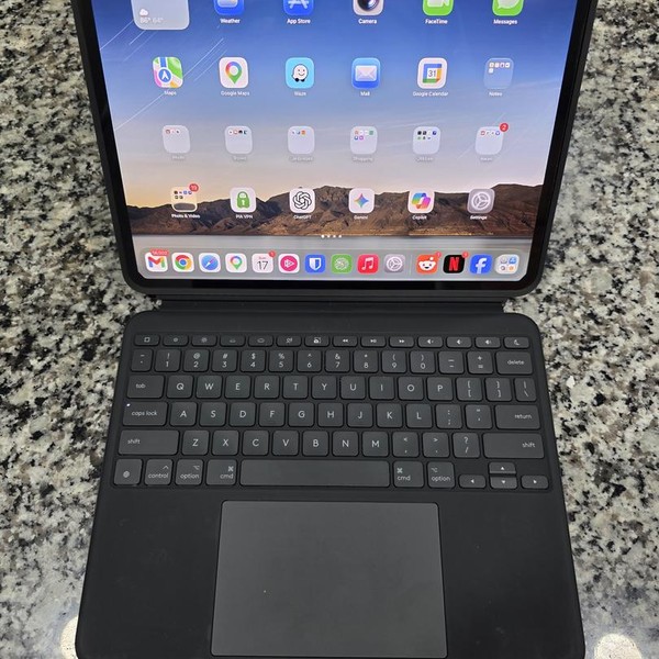 Apple iPad Pro 13 inch (M4) 2024 - Unlocked, 512 GB, Black, 8 GB, A2926, Standard Glass