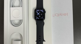 Mint
													Apple Watch Series 5 40mm - Unlocked, Gray, A2094 Cellular, Aluminum, photo 5 of 9