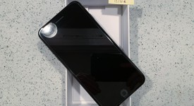 Mint
													Apple iPhone 7 Plus - Verizon, Black, 256 GB, A1661, photo 4 of 9