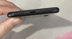 Good
													Apple iPhone SE 2nd Gen 2020 - Unlocked, Black, 64 GB, A2275, photo 5 of 7