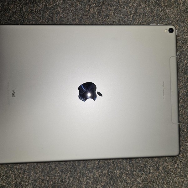 Apple iPad Pro 12.9 inch 2nd Gen 2017 - AT&T, 256 GB, Gray