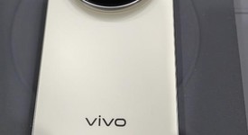 Mint
													Vivo X300 Pro - Unlocked Non-US, Dune Brown, 512 GB, 16 GB, photo 3 of 16