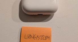 Used
													Apple AirPods Pro 3, photo 1 of 4