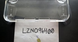 Mint
													Nintendo Switch Lite - Gold, Hyrule Edition, photo 5 of 11