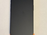 Apple iPhone 16