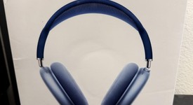 New
													Apple AirPods Max - Sky Blue, photo 2 of 2