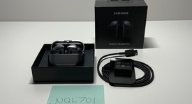 Used
													Samsung Galaxy Buds3 Pro - Silver, photo 1 of 3
