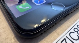 Fair
													Apple iPhone SE 3rd Gen 2022 - T-Mobile, Midnight, 128 GB, A2595, photo 2 of 11