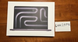 New
													MacBook Pro 2024 - 14" - Apple M4, Space Black, 512 GB, 16 GB, photo 1 of 4