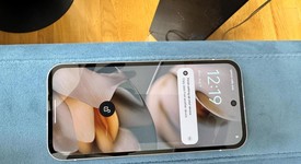 Good
													Google Pixel 9a - Unlocked, Porcelain, 128 GB, 8 GB, photo 3 of 9