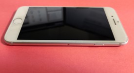 Good
													Apple iPhone 7 - Sprint, Silver, 128 GB, A1660, photo 4 of 7