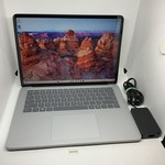 Good Microsoft Surface Laptop Studio - 2 TB, Platinum, 32 GB, Intel Core i7