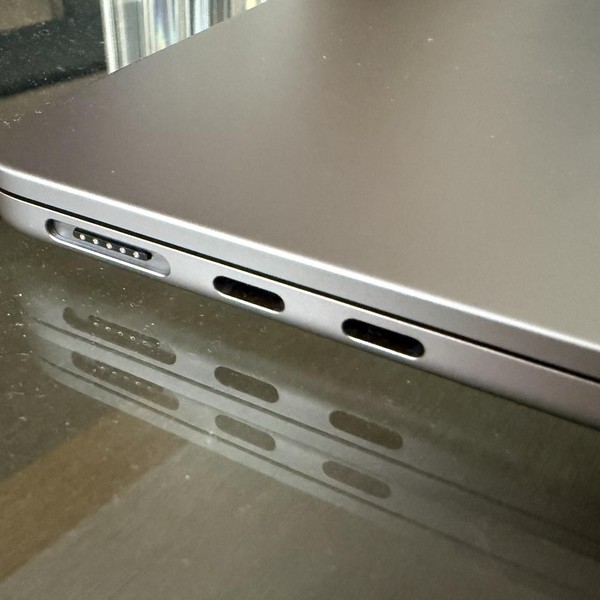 MacBook Air 2024 (M3) - 13 inch - Apple M3, Gray, 512 GB, 16 GB, 10-core GPU