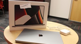 Mint
													MacBook Pro 2021 - 16" - Apple M1 Pro 10-core, Gray, 512 GB, 16 GB, photo 3 of 10