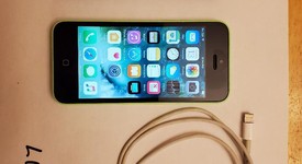 Good
													Apple iPhone 5C - AT&T, Green, 8 GB, A1532, photo 1 of 4