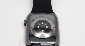 Good
													Apple Watch Series 8 45mm - Unlocked, Graphite, A2774 - Cellular, Stainless, photo 2 of 8