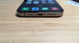 Good
													Apple iPhone 12 Pro Max - Unlocked, Graphite, 512 GB, A2342, photo 2 of 12